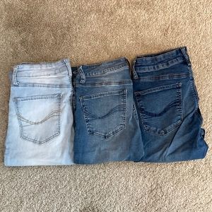 3 pairs of SO jeans